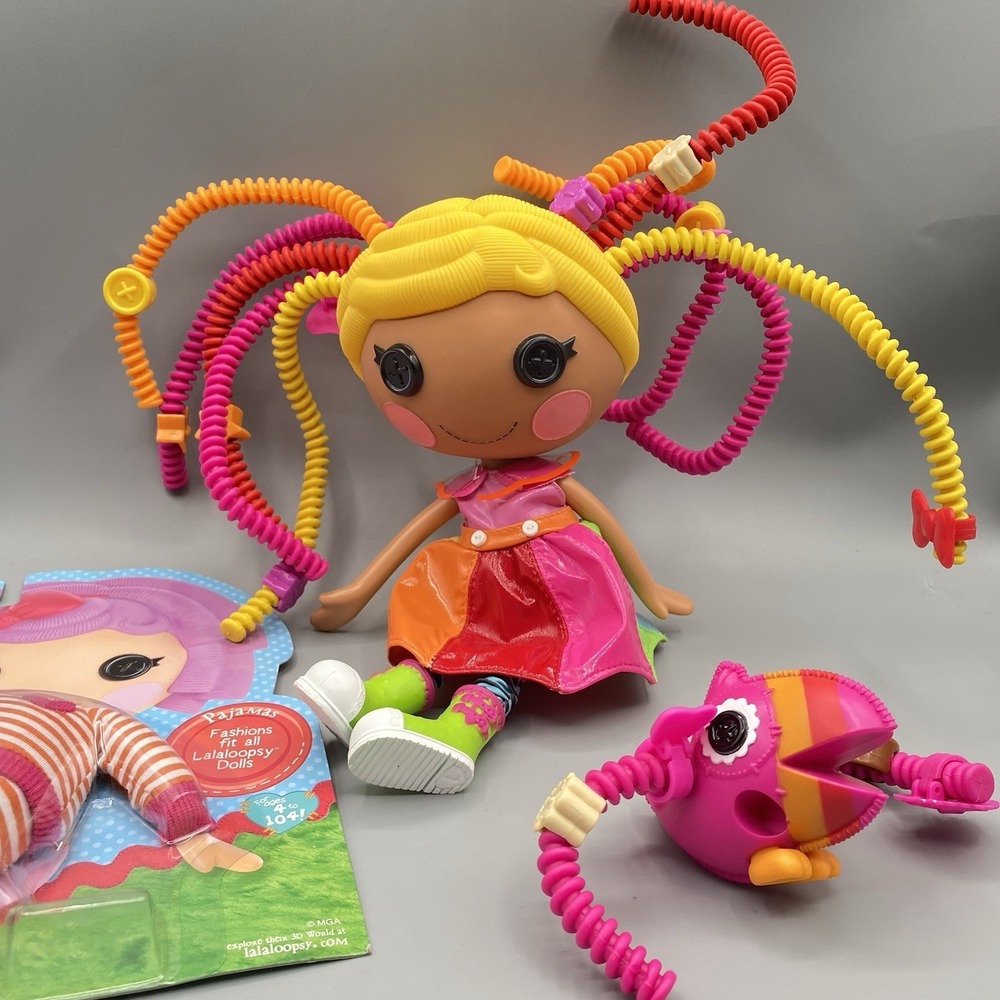 MGA Lalaloopsy April Sunsplash Silly Hair Doll 2010 Clips Pet Toucan + PJs